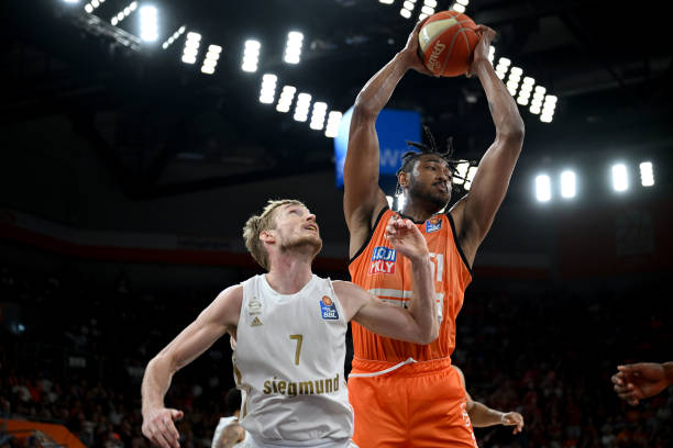 对中国球迷 对中国球迷