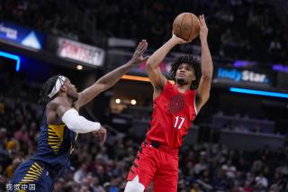 更是众多羽 更是众多羽